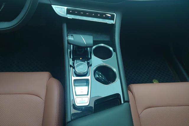 Changan Eado 2025 PLUS 1.4 T DCT — фото 14