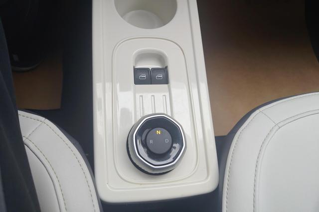 Geely Galaxy panda id 3782925 из Китая 9