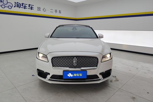 Lincoln Continental 2019 2.0 T 2 WD VI — фото 2