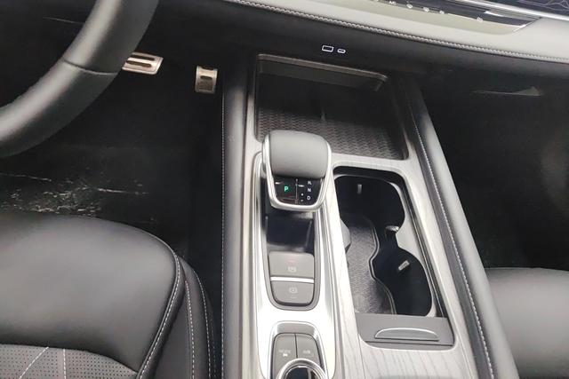 Chery Arrizo 8 2024 Темно-серый из Китая, фото 4