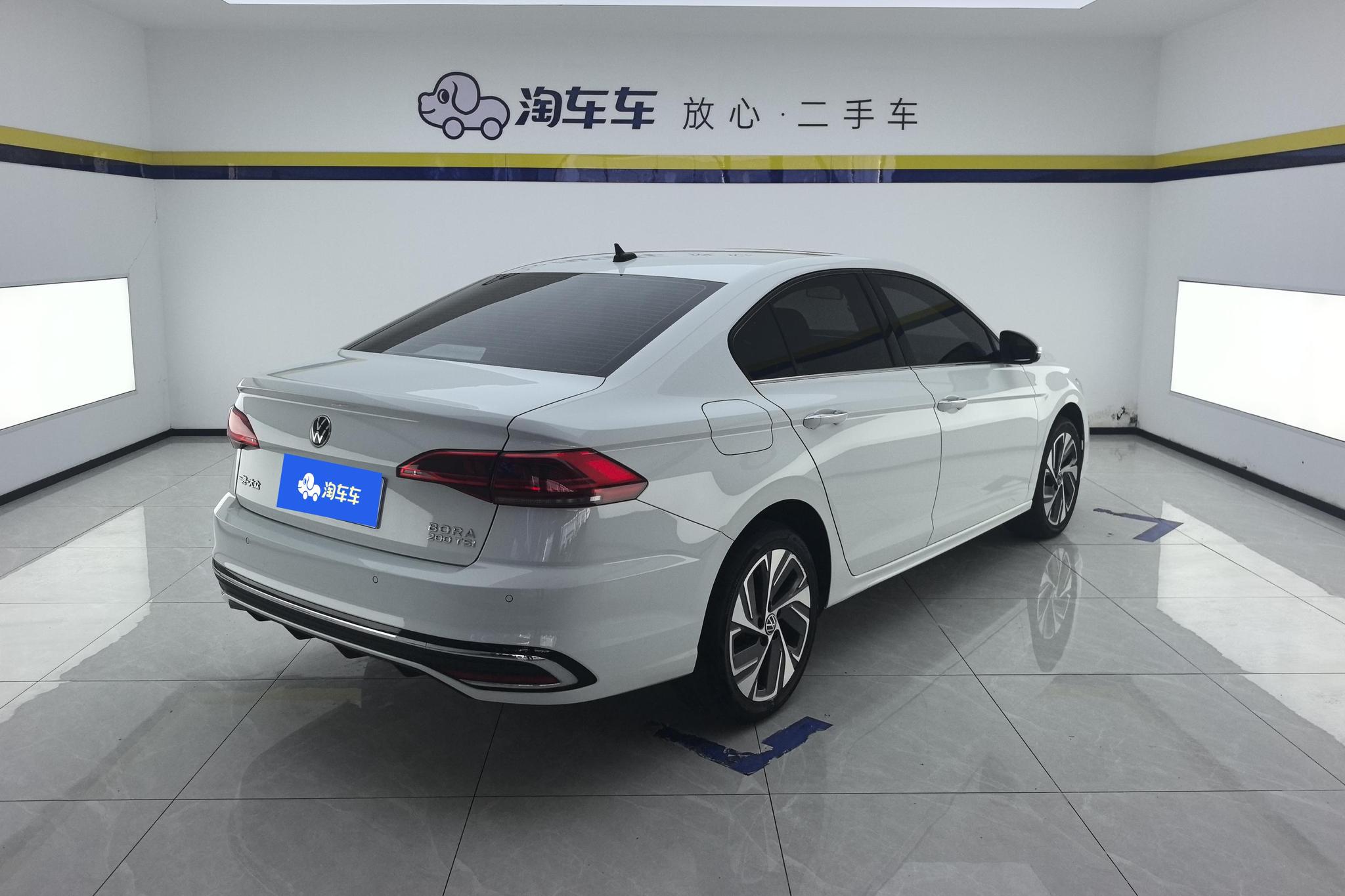 Volkswagen Bora 2023 200TSI DSG PRO