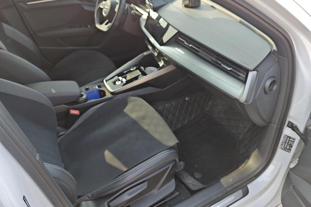 Audi A3 2023 Sportback 35 TFSI Sport — фото 6