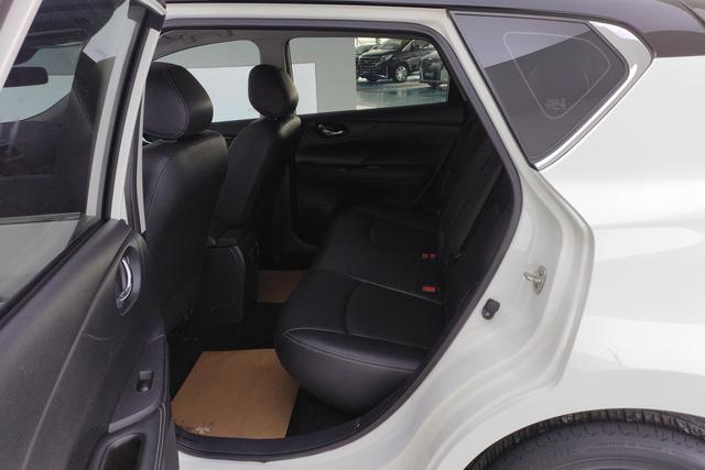 Nissan TIIDA 2021 1.6 L CVT — фото 16