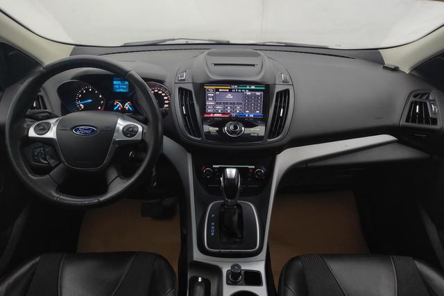 Ford Kuga 2015 1.5 L GTDi 2 WD — фото 12