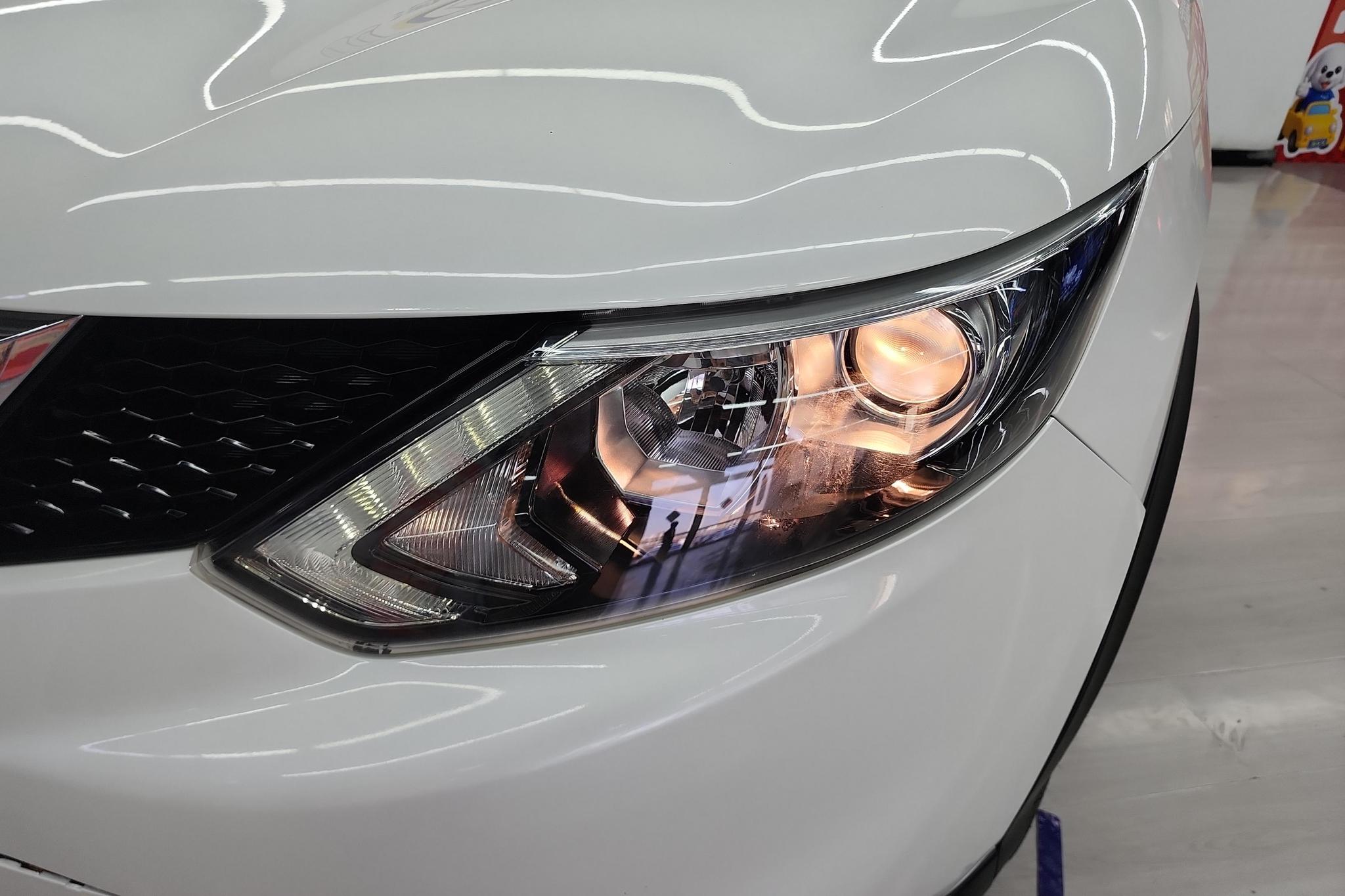Nissan Qashqai 2017 2.0L CVT Smart V