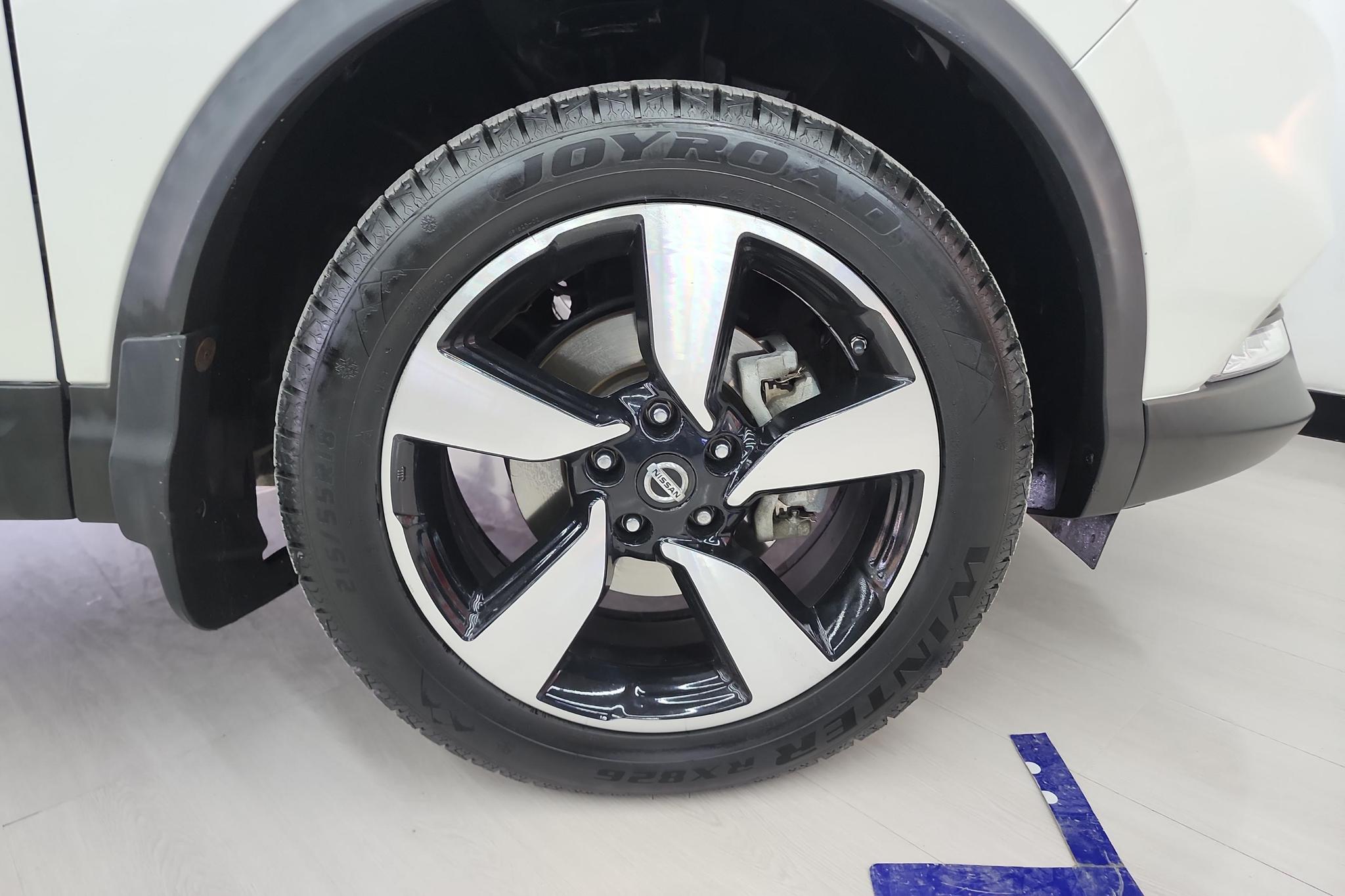Nissan Qashqai 2017 2.0L CVT Smart V