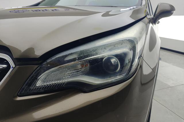 Buick Envision 2018 20 T 2 WDElite — фото 4