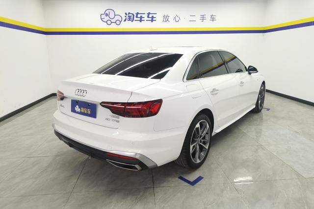 Audi A4L 2020 Белый из Китая, фото 2