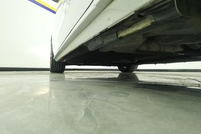 Audi A4L id 3804469 из Китая 9