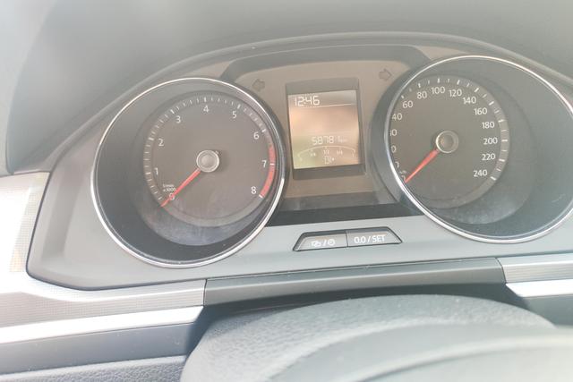 Volkswagen Bora id 4262581 из Китая 17