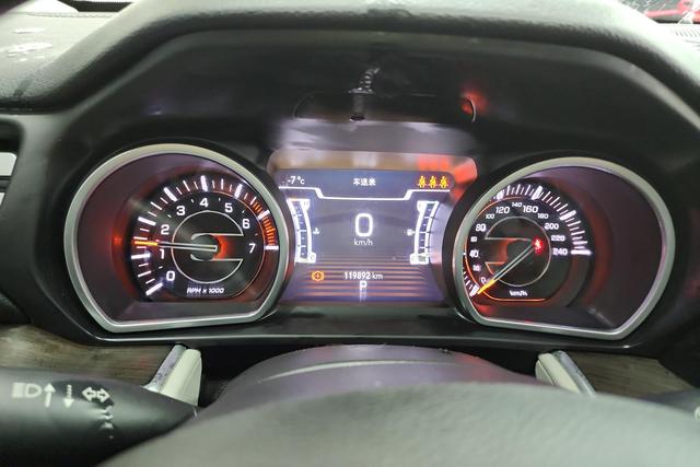 Jeep Grand Commander id 3824738 из Китая 15