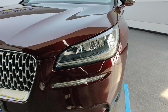 Lincoln Corsair 2020 2.0 T 2 WD — фото 5