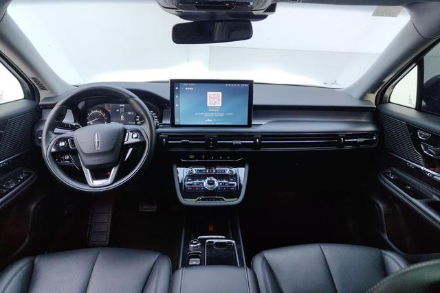 Lincoln Corsair 2020 2.0 T 2 WD — фото 13