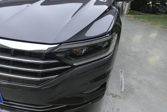 Volkswagen Sagitar 2022 280 TSI DSG — фото 4