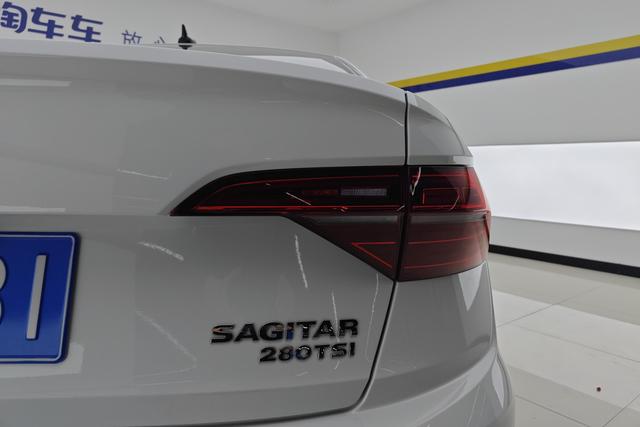 Volkswagen Sagitar 2021 280 TSI DSG — фото 4
