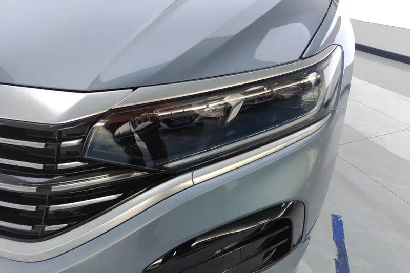 Volkswagen Passat — фото 4