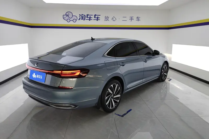 Volkswagen Passat — фото 3