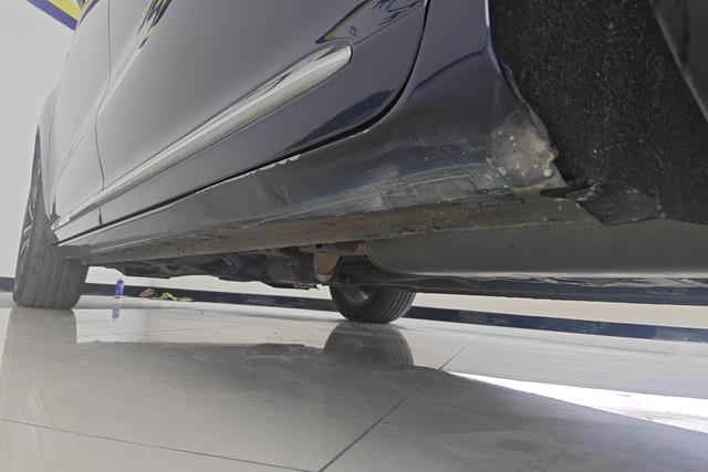 Roewe iMAX8 id 3823423 из Китая 15