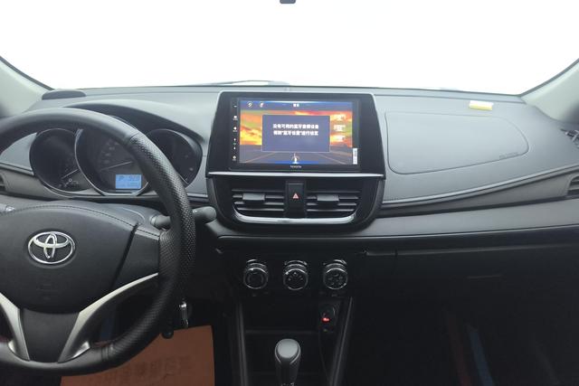 Toyota Vios 2021 1.5 L CVT — фото 15