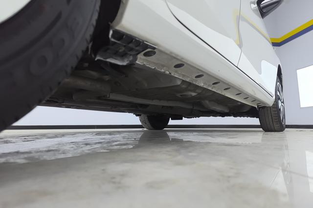 Toyota Vios 2021 1.5 L CVT — фото 8