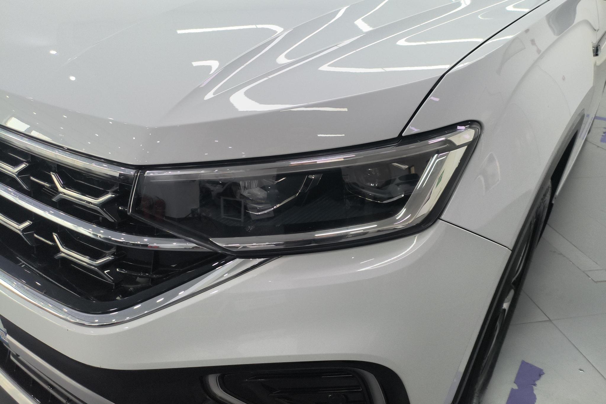 Volkswagen Tayron 2024 300TSI Luxury Plus