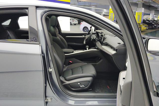 Geely Automobile Xingrui id 3857664 из Китая 12