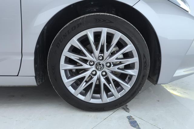 Toyota Avalon 2024 2.0 L E-CVT — фото 9