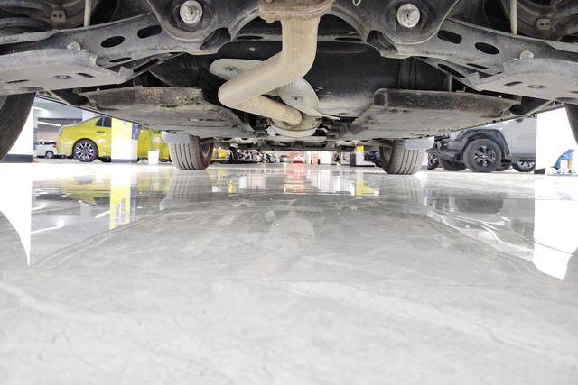 Red flag HS3 2023 Черный из Китая