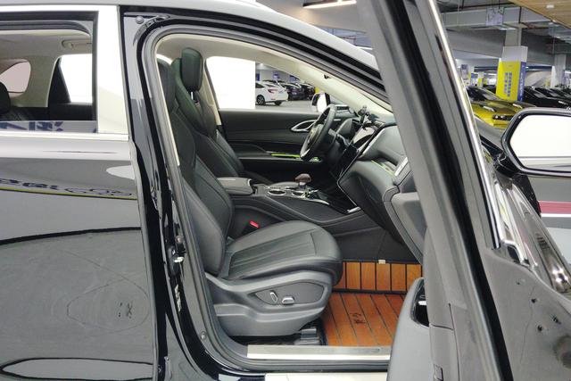 Red flag HS3 id 3810292 из Китая 7