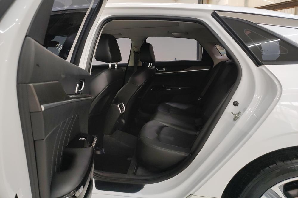 Kia K5, фото 16