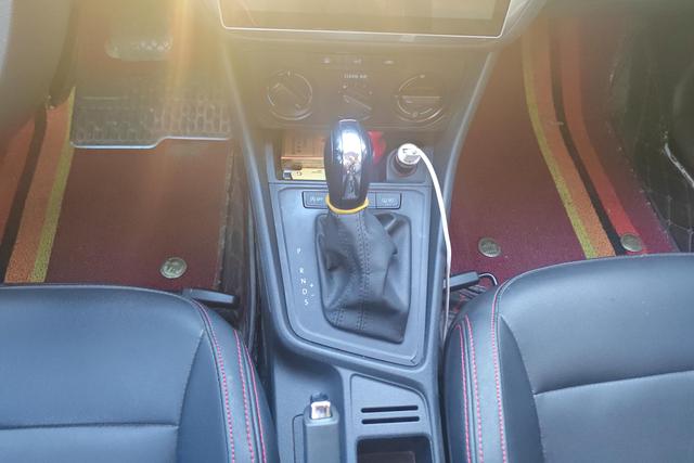 Volkswagen Lavida 2020 Белый из Китая, фото 4