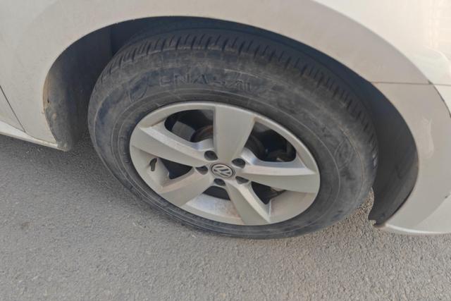 Volkswagen Lavida id 3781419 из Китая 16