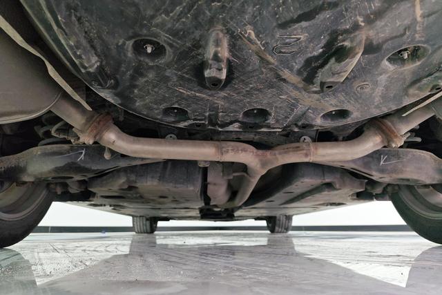 Toyota Camry 2021 Белый из Китая, фото 2