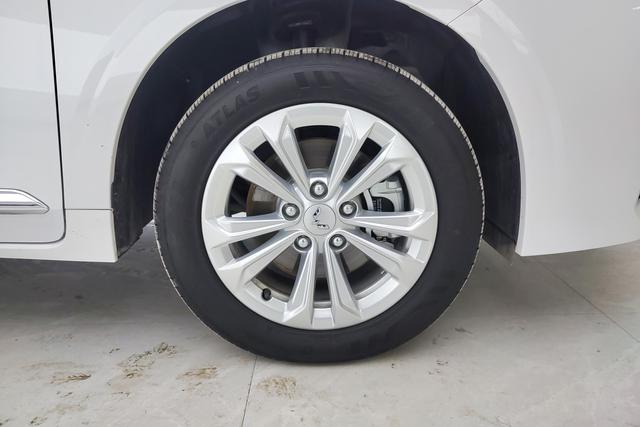 Wuling Jiachen 2022 1.5 T CVT Luxury — фото 9