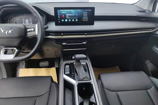 Wuling Jiachen 2022 1.5 T CVT Luxury — фото 10