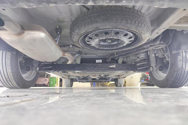 Wuling Jiachen 2022 1.5 T CVT Luxury — фото 8