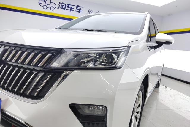 Wuling Jiachen 2022 1.5 T CVT Luxury — фото 4