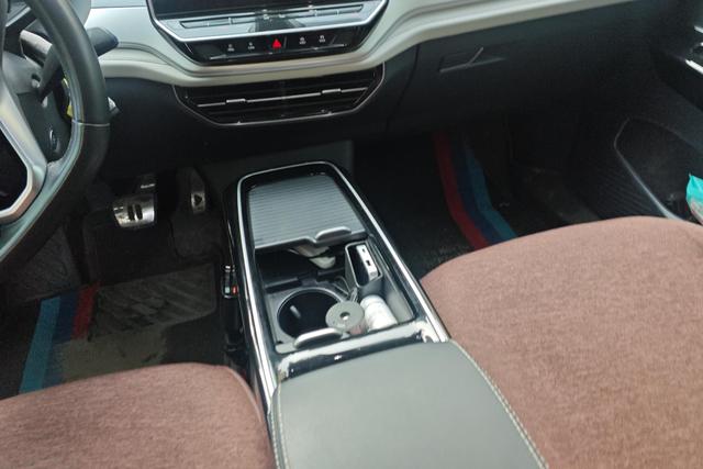 Volkswagen ID.6 CROZZ 2022 Черный из Китая, фото 3