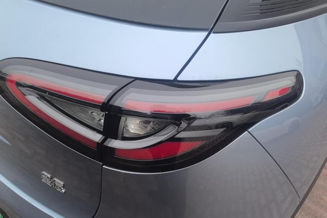 Geely Galaxy Xingyuan 2025 310km — фото 12