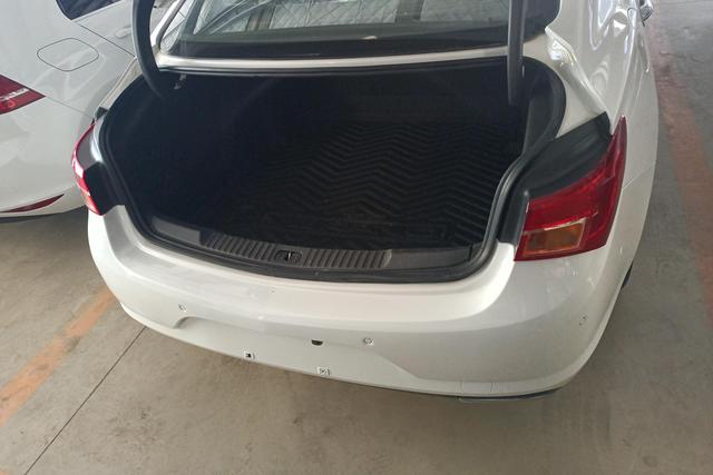 Buick Verano 2015 20 T DCTLeading — фото 17