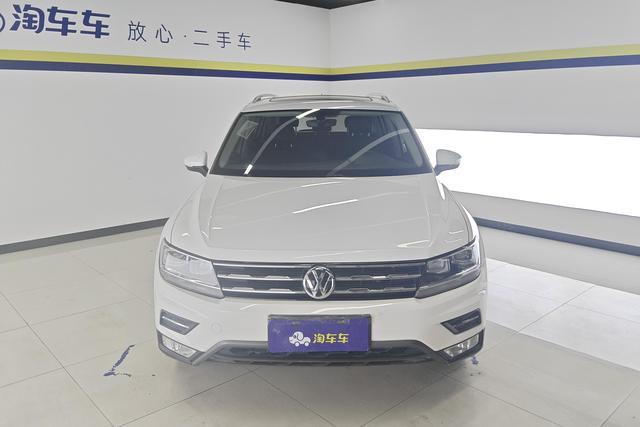 Volkswagen Tiguan L 2017 — фото 2