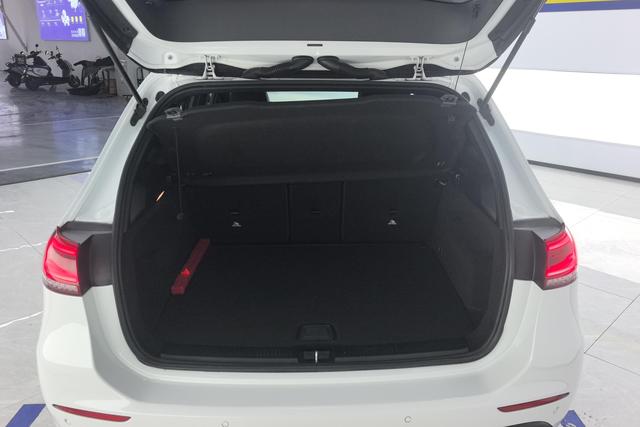 Mercedes-Benz Class B id 3804286 из Китая 11