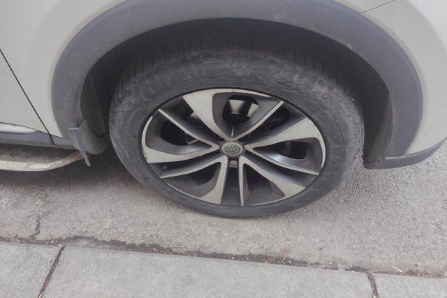 China V7 2020 Белый из Китая