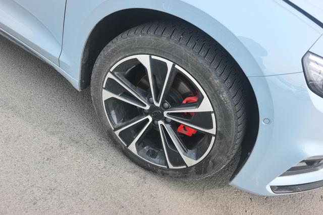 Geely Automobile Xingrui 2021 Темно-серый из Китая, фото 4