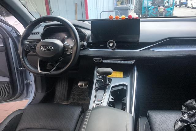 Geely Automobile Xingrui 2021 Темно-серый из Китая, фото 6