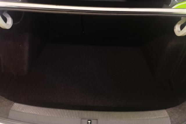 Volkswagen Bora id 3782089 из Китая 8