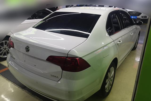 Volkswagen Bora id 3782089 из Китая 9