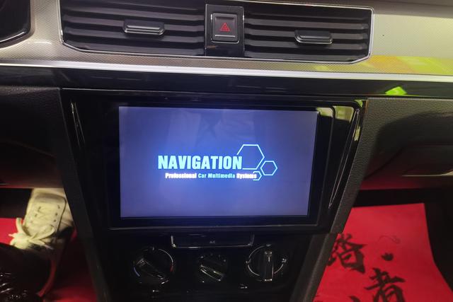 Volkswagen Bora id 3782089 из Китая 14