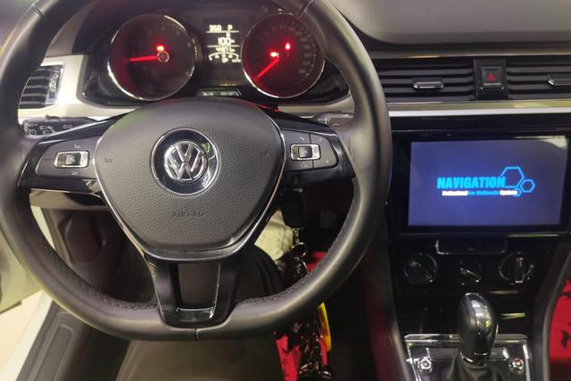 Volkswagen Bora id 3782089 из Китая 15