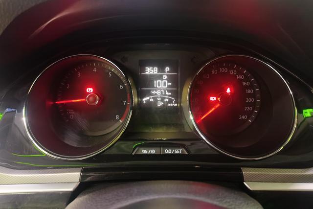 Volkswagen Bora id 3782089 из Китая 17